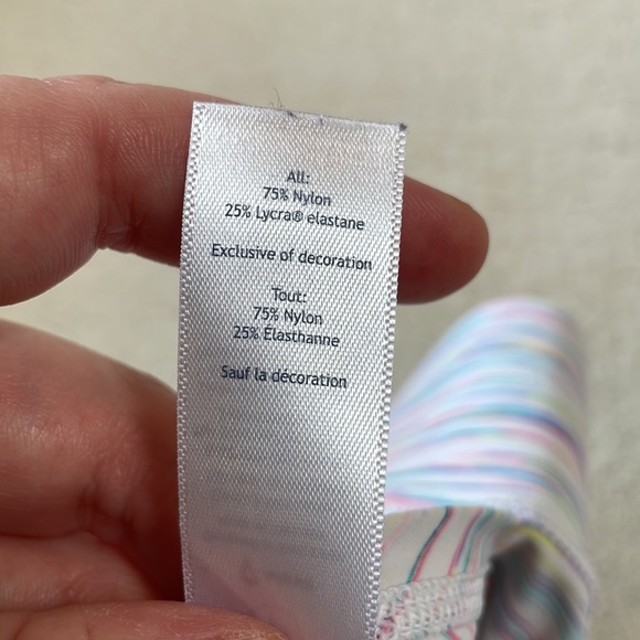 ivivva spandex/tight style girls shorts size 14 white with multicolour stripes - Picture 6 of 6